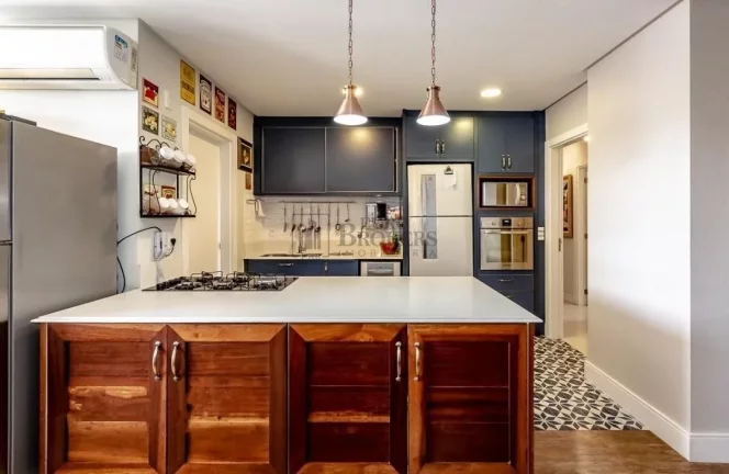 Imagem Apartamento com 3 suítes à venda no Centro de Balneário Camboriú/SC