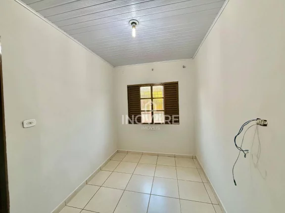 Imagem Casa com 3 dormitórios para alugar, 124 m² por R$ 1.700,00/mês - Setor Santa Inês - Itumbiara/GO