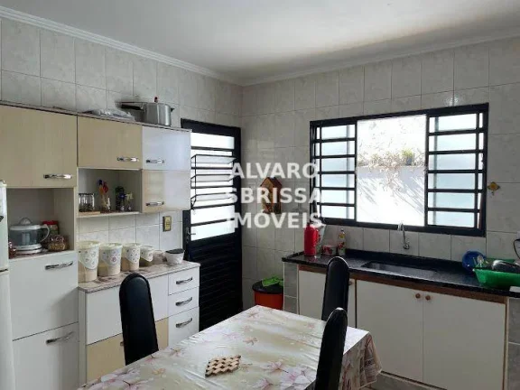 Imagem Casa com 3 dormitórios sendo 1 suíte sala e cozinha no Parque América em itu SP