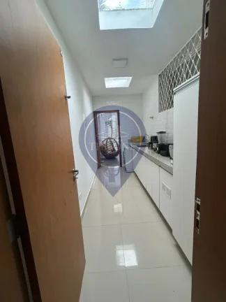Imagem Casa de Alto Padrão para Venda ou Locação no Brooklin Paulista, São Paulo-SP: 3 Quartos, 2 Salas, 2 Banheiros, 3 Vagas, 250m².