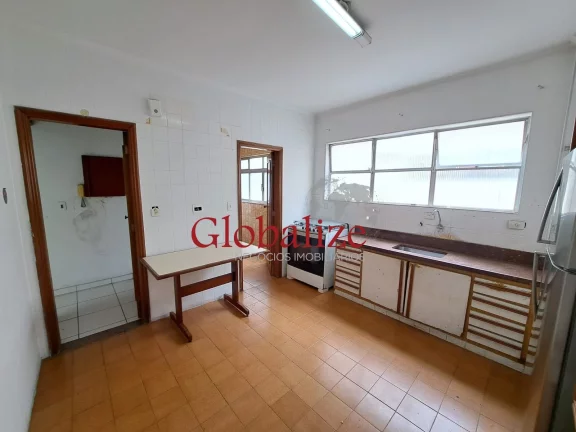 Imagem More na Pompéia, pertinho do mar são 3 dormitórios, dependência completa, com elevador e vaga por R$ 690.000,00