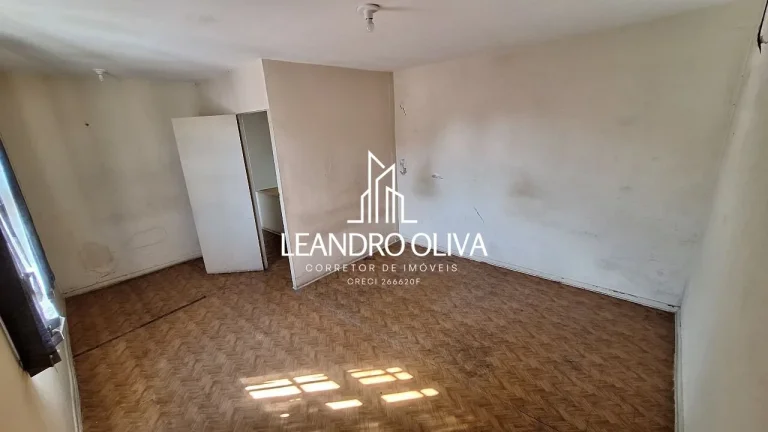 Imagem Casa Térrea com Edícula – Bosque da Saúde / Vila Gumercindo – São Paulo 4 dormitórios | 4 vagas | 173 m² de área construída | Terreno 325 m²