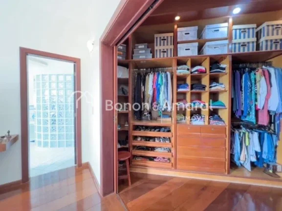 Imagem Essa linda casa esta disposta em três pavimentos sendo a área de lazer, gourmet, home theater, pis...