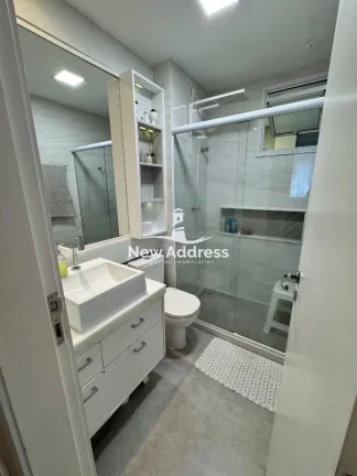 Imagem Apartamento de alto padrão à venda em Jardim da Penha, 3 quartos, frente, sol da manhã, varanda fechada e duas vagas de garagem.