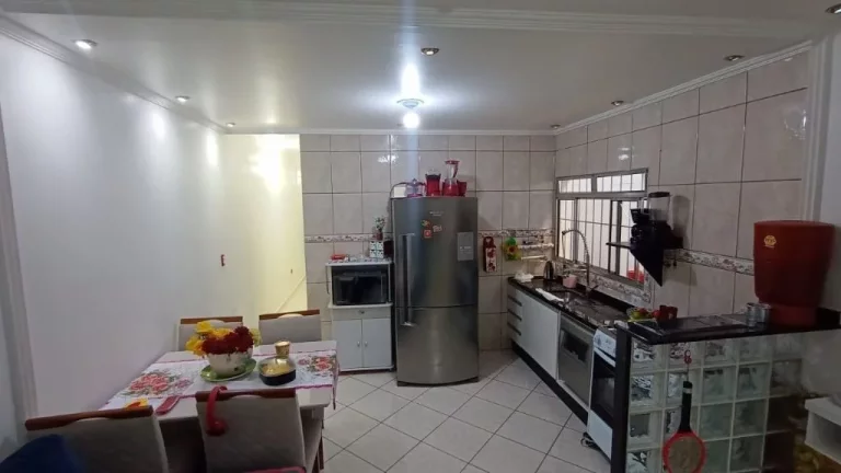 Imagem Casa com 2 dormitórios à venda, 136 m² por R$ 395.000,00 - Parque Maria Helena - Suzano/SP