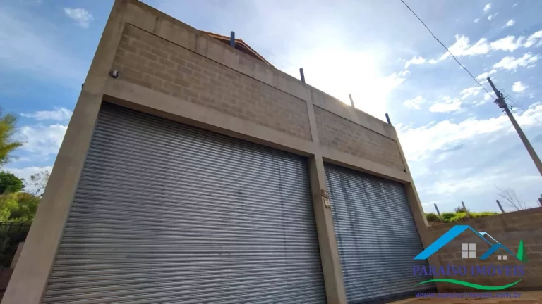 Imagem Seu negócio e sua casa em um só lugar: imóvel com diversas possibilidades!