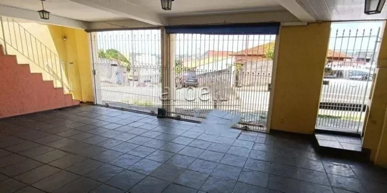 Imagem Sobrado com 192 metros quadrados, com 3 dormitórios sendo 1 suíte com hidromassagem, 1 lavabo, 1 q...