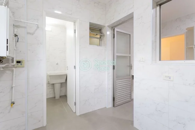 Imagem Ótimo apartamento com 113m² em Moema Pássaros. Living para dois ambientes, varanda, 03 dormitóri...