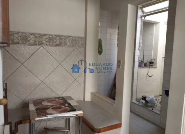 Foto do imóvel: Ótimo apartamento de 04 quartos no Bairro Santo Antônio.