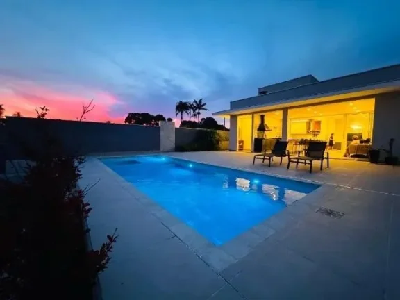 Imagem Casa Térrea de Alto Padrão no Condomínio Reserva São José com Piscina, 4 Suítes e Home Office