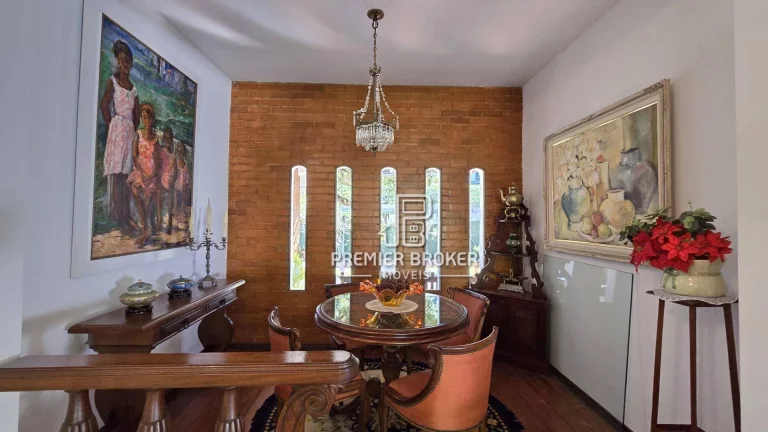 Imagem Casa à venda, 230 m² por R$ 1.300.000,00 - Alto - Teresópolis/RJ
