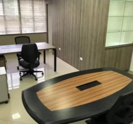 Imagem Conjunto Comercial Prédio novo c/ 3Salas 2Wcs no Centro