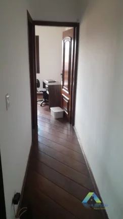 Imagem Casa para venda com 2 dormitórios, 1 suíte e 2 banheiros na Vila das Mercês!!