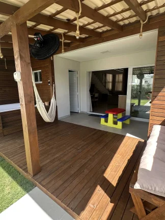 Imagem Casa com 3 dormitórios sendo 1 suíte e 2 vagas de garagem em Biguaçu/SC