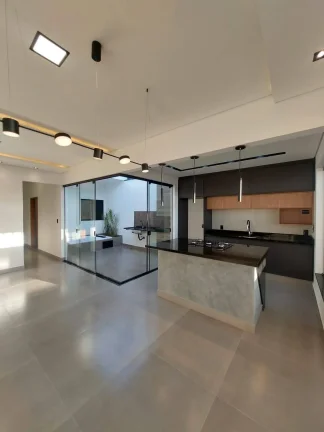 Imagem Linda casa no residencial Vila Verde