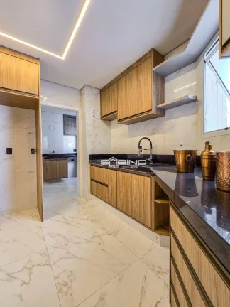 Imagem Apartamento Pé na Areia à venda na Riviera, com 3 suítes, mais suíte funcionaria, 153m², com 2 vagas