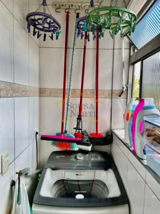 Imagem Apartamento 2 dormitórios, sala, cozinha com armários, área de serviço,1 vaga de garagem. 50m²....
