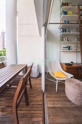 Imagem Apartamento com 74 m² no Edifício The Blue Loft no miolo Vila Nova, walking distance do Parque Ibi...