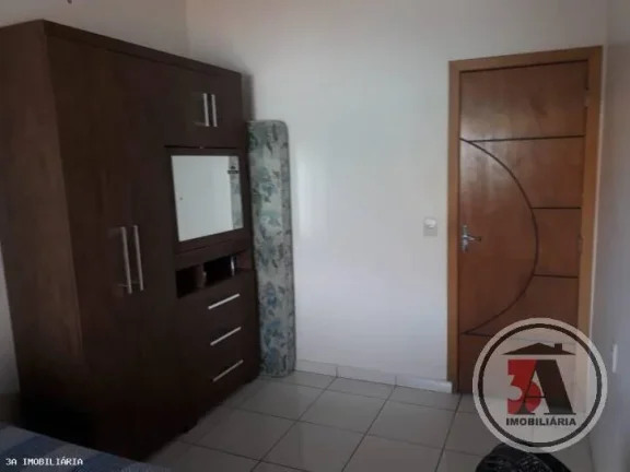 Imagem Casa 3/4 no Escola de Policia