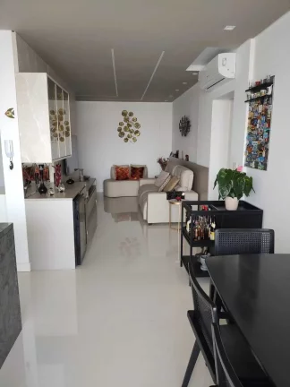 Imagem Apartamento com 2 suítes e 2 vagas de garagem no Bairro Fazenda em Itajaí