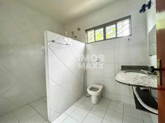 Imagem Venda Rua 3 Casa Vicente Pires 3 quartos 2 suítes 3 banheiros terreno grande.