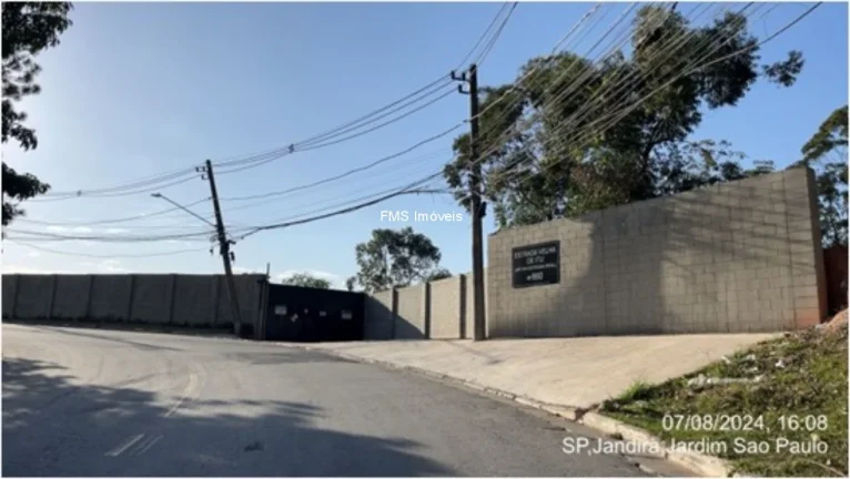 Imagem Galpão com 300m2 em Jandira/SP