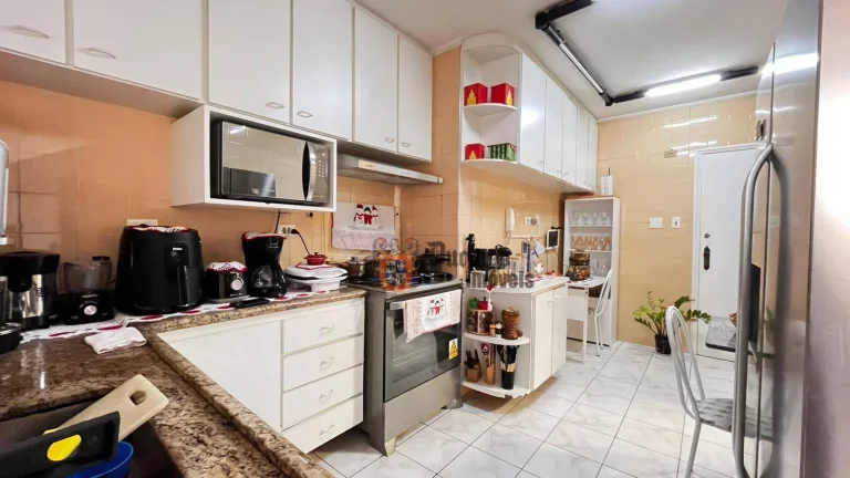 Imagem Apartamento com 2 dormitórios à venda, 100 m² por R$ 480.000 - Ponta da Praia - Santos/SP