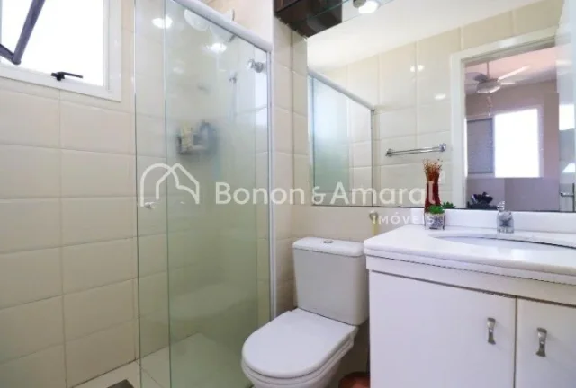 Imagem Apartamento em localização privilegiada, próximo à Lagoa do Taquaral e rodeado de comodidades co...