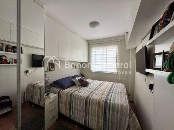 Imagem O imóvel conta com um living acolhedor para dois ambientes, ideal para receber amigos e familiares ...