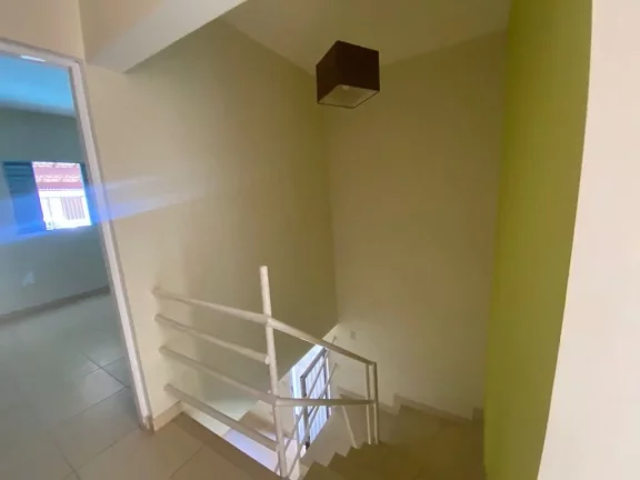 Imagem Sobrado com 2 dormitórios à venda, 72 m² por R$ 350.000,00 - Jardim Varan - Suzano/SP
