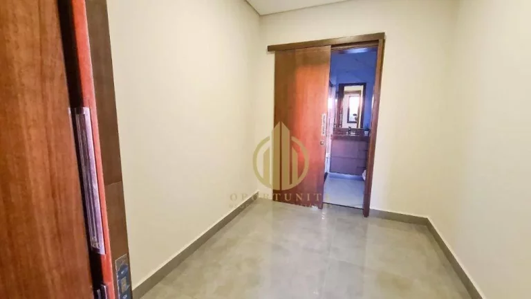 Imagem Sobrado no Vivendas da Mata com 3 suítes e piscina.