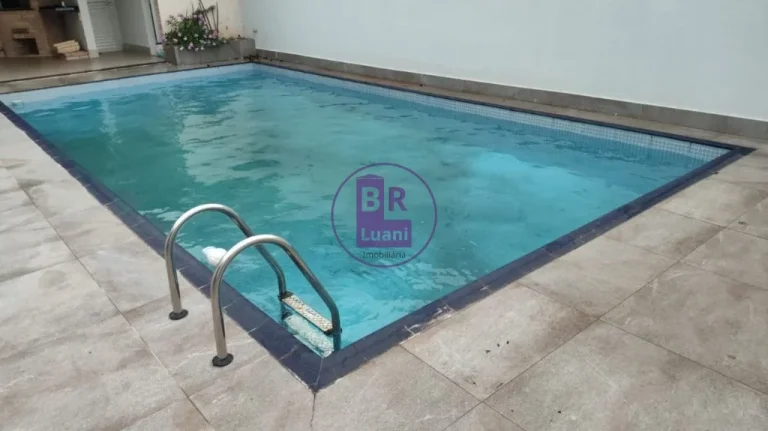 Imagem Linda casa moderna em alto padrão á venda