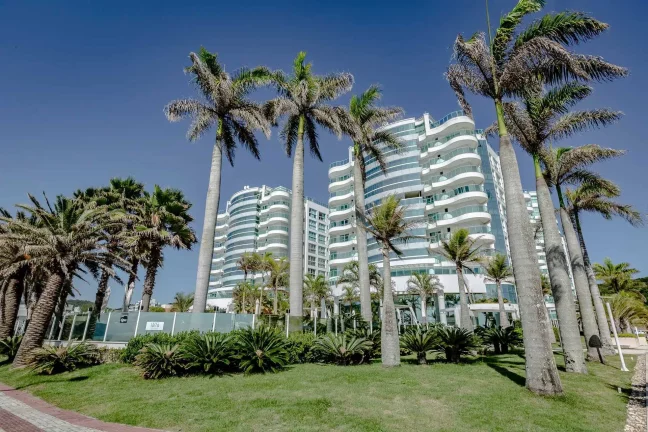 Imagem Apartamento frente mar pronto pra morar! Com 3 suítes e 4 vagas de garagem na Praia Brava - Itajaí