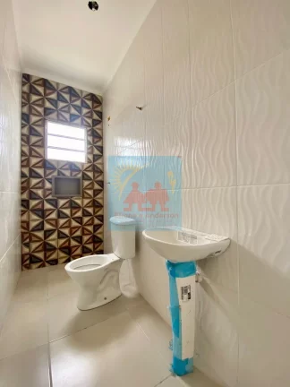 Imagem Oportunidade Única! Imóvel Lado Praia em Itanhaém com 2 Quartos, Sendo uma Suíte e Espaço para Construir uma Piscina