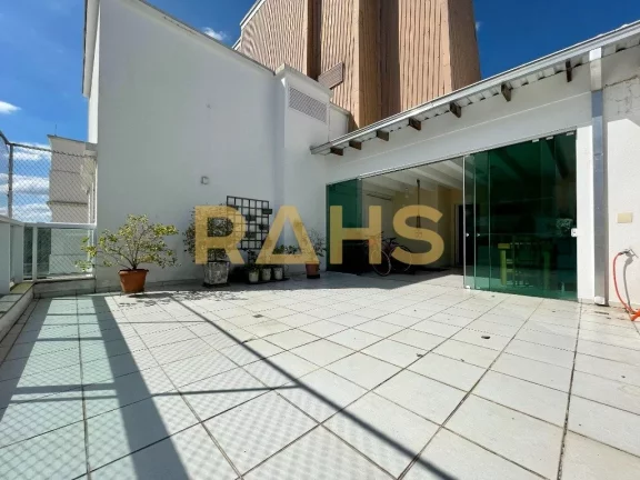 Imagem Cobertura Semi-mobiliada à venda com 1 suíte e 2 quartos, 2 vagas individuais de garagem no melhor...