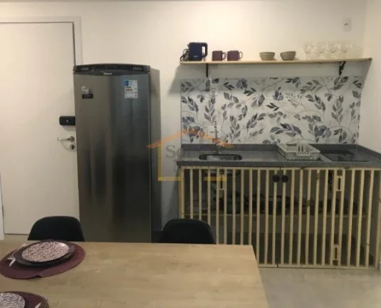 Imagem Apartamento com 1 dormitório, cozinha, banheiro, 30m².

Condomínio com lavanderia, salão de fest...