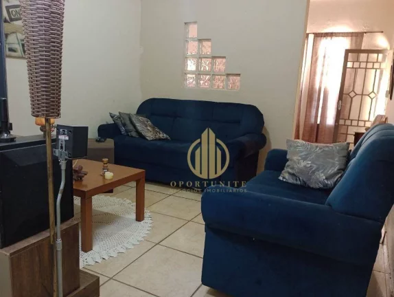 Imagem Casa 2 dormitórios com suíte - quintal - churrasqueira - Presidente Dutra - Ribeirão Preto/SP