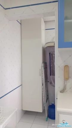 Imagem Amplo apartamento de 3 dormitórios à 50 metros da praia