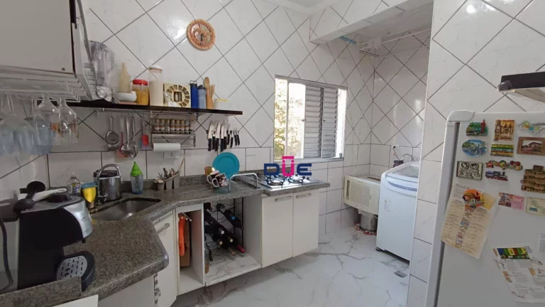 Imagem Apartamento de 2 dormitórios no Embaré – 3º Andar, com Garagem