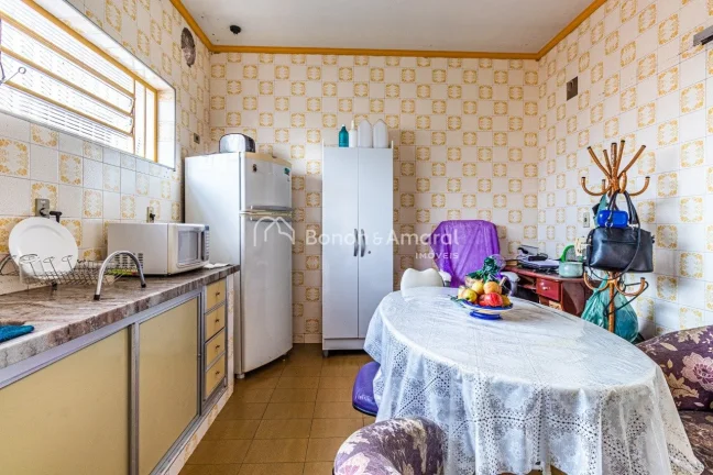 Imagem Imóvel em ótima localização, opção para moradia ou comercial, Zoneamento ZC - 2, região do Ta...