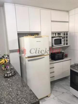 Imagem Lindo sobrado bem localizado à venda no bairro de Nova Petrópolis, São Bernardo do Campo, com 3 dormitórios, sendo 1 suíte, 2 vagas, 165 m2.