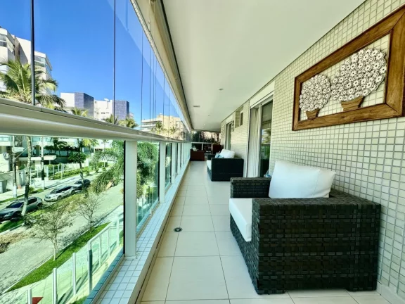 Imagem Apartamento de Luxo à Venda na Riviera de São Lourenço Módulo 07: 4 Quartos, 4 Suítes, 3 Salas e 3 Vagas de Garagem
