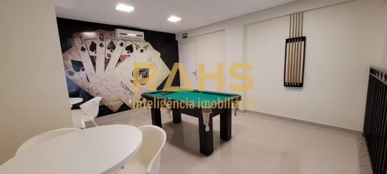 Imagem Ótimo apartamento com 3 quartos, sendo 1 suíte, localizado no bairro Costa e Silva, próximo a Pan...