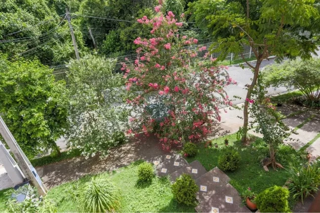 Imagem Encantadora Casa em Condomínio, Sorocaba, SP!