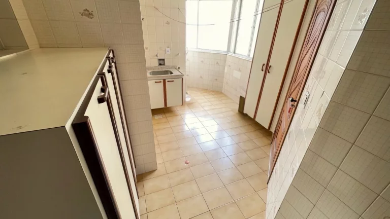 Imagem Apartamento Alto Padrão, 03 Quartos sendo 01 Suite, 02 Vagas de Garagem, Area de Lazer, Beira Mar, Praia do Morro, Guarapari - ES