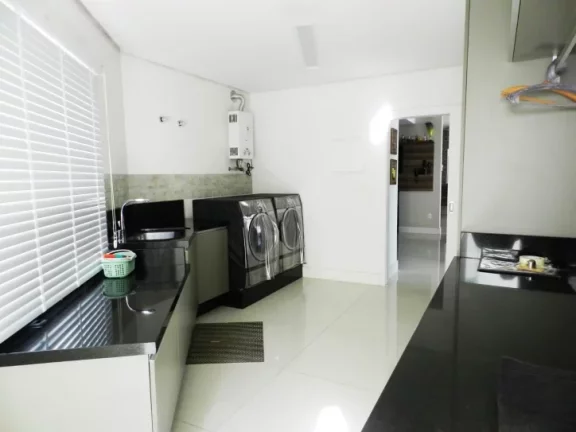 Imagem Casa com 5 suítes João Paulo