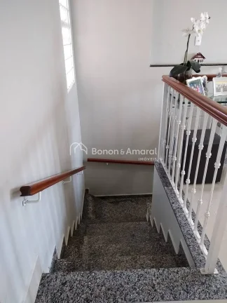 Imagem Totalmente reformada, telhado e parte elétrica novinhos, e pronta para financiar.
Aceita troca por ...