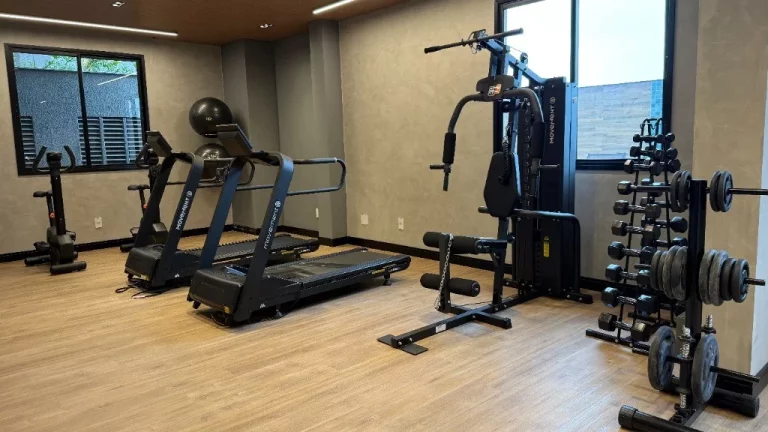 Imagem Residencial Easy: Apartamento de 2 quartos no Parque das Nações, Santo André-SP. 1 suíte, 2 banheiros, 2 vagas de garagem. 64 m².