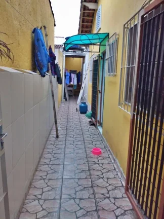 Imagem Casa para Venda em Praia Grande, Caiçara, 2 dormitórios, 1 banheiro, 2 vagas