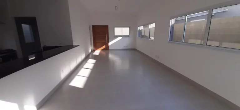 Imagem A Batelli Im...oacute;veis apresenta esta ...oacute;tima casa com linda vista para o verde, em um am...